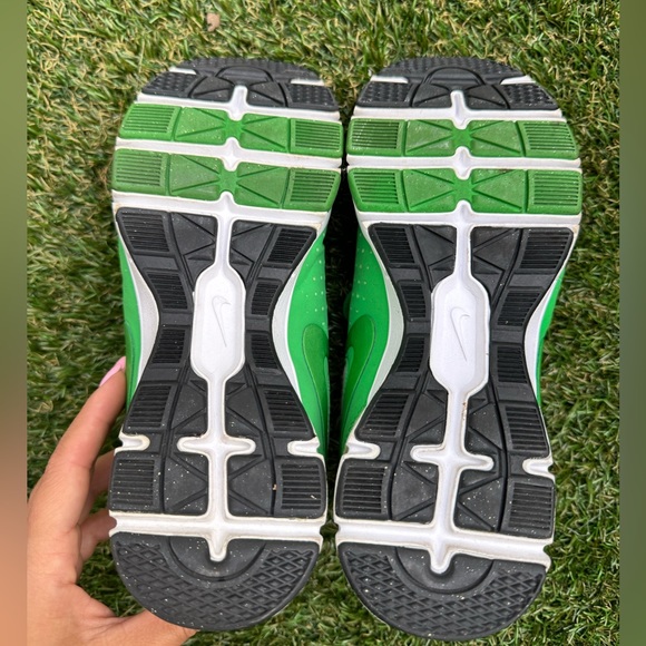 2012 Womens Nike In Season TR Green/Gray Running Shoes Size 6.5 US 37.5 EU - Picture 7 of 7